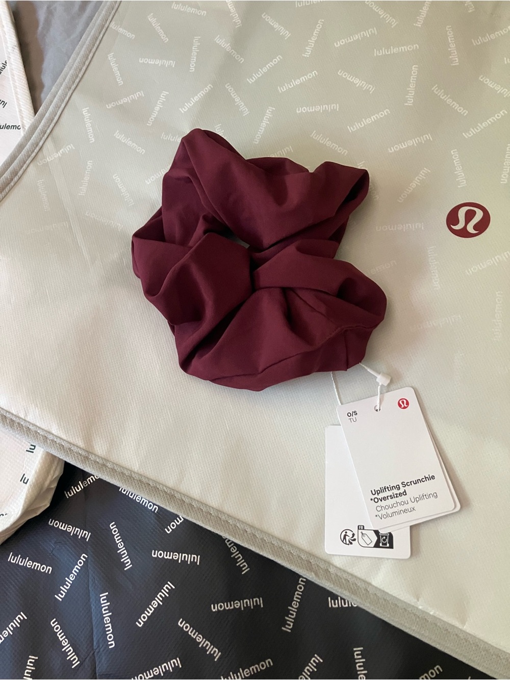 NWT Lululemon Uplifting Scrunchie *Oversized, Burgundy Bay